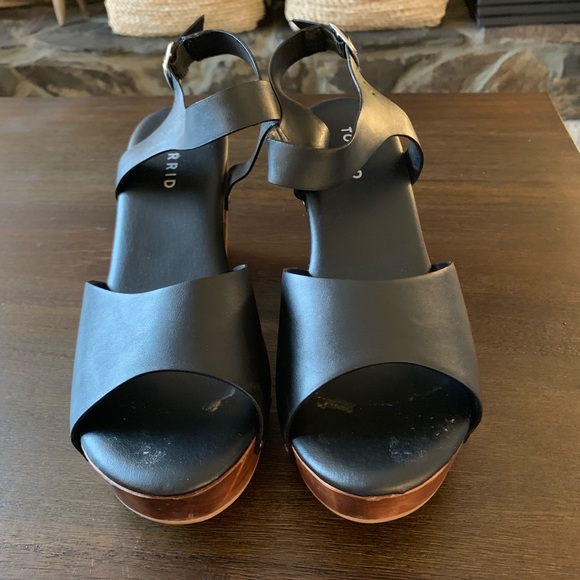 torrid Shoes - Torrid Wedges—Size 9W!